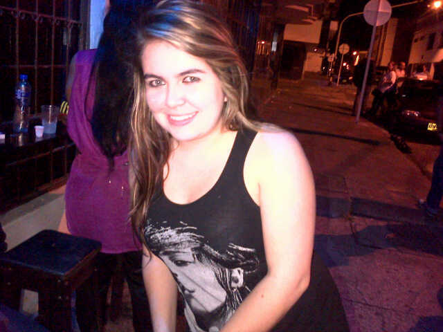 Date this exotic Colombia girl Jenny from Armenia CO9640