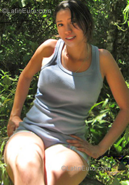 Date this beautiful Colombia girl Ida from Cali CO9643