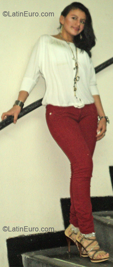 Date this exotic Colombia girl Adriana from Bogota CO9775