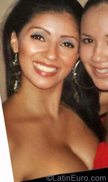 Date this pretty Costa Rica girl Laura from San Jose CR210