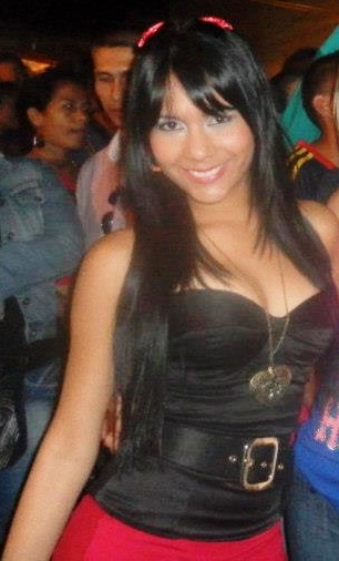 Date this funny Colombia girl Mishel from Cali CO9803