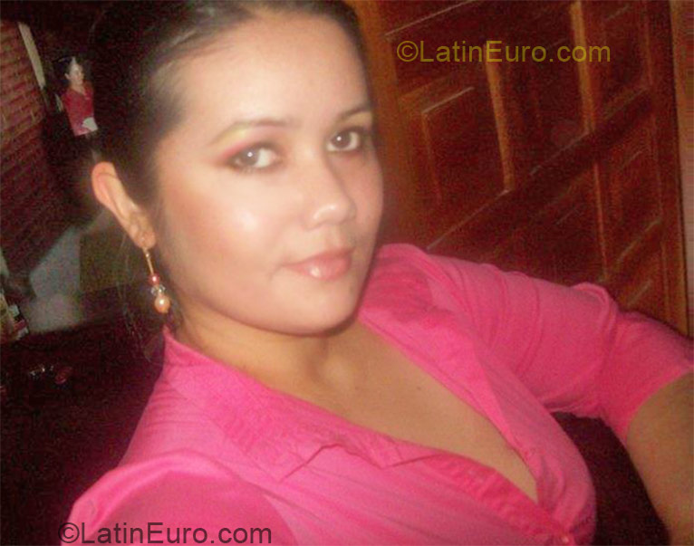 Date this hard body Honduras girl Thania from Tegucigalpa HN643