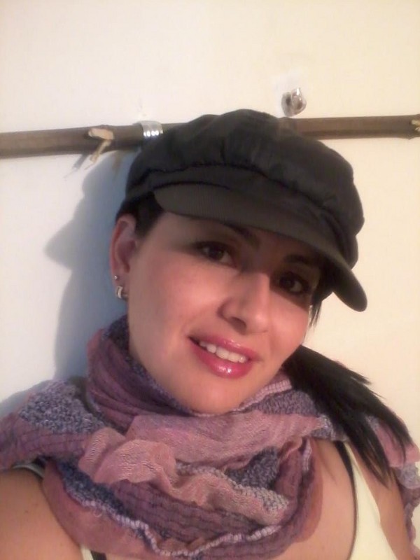 Date this pretty Colombia girl Antonia1984 from Envigado CO9871