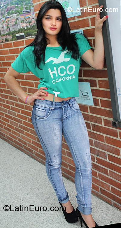 Date this tall Colombia girl Nansi from Medellin CO9888