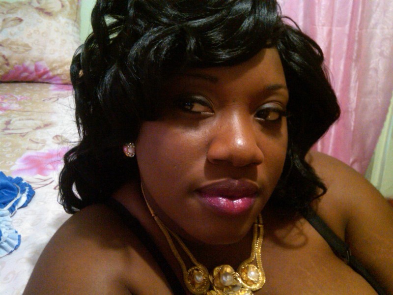 Date this gorgeous United States girl Ms.Altitude from Queens US12691