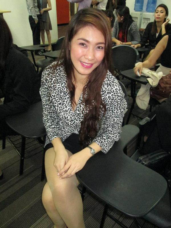 Date this happy Philippines girl Mixxy from Manila PH455