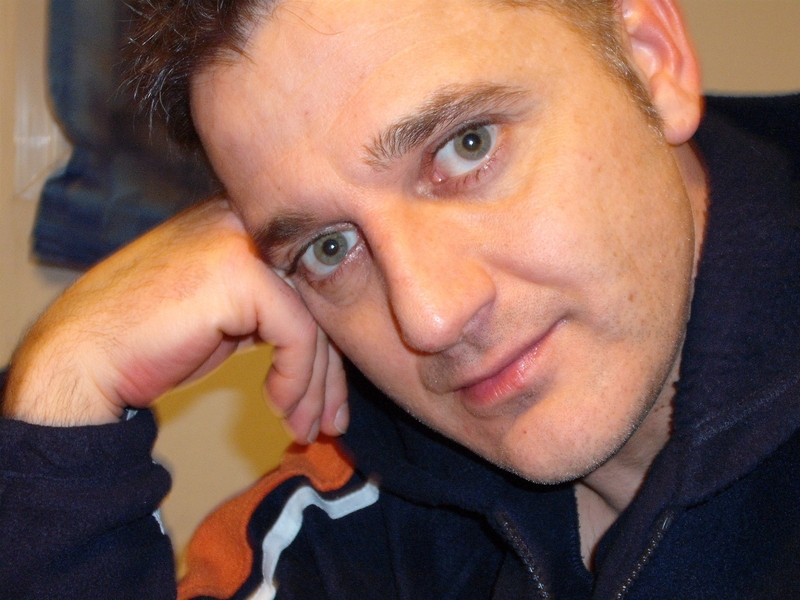 Date this nice looking Germany man Viktor from Lohmar DE294