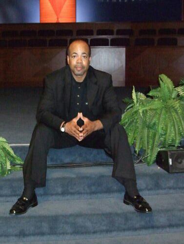 Date this nice looking United States man Lawrence from Sanfrancisco US12841