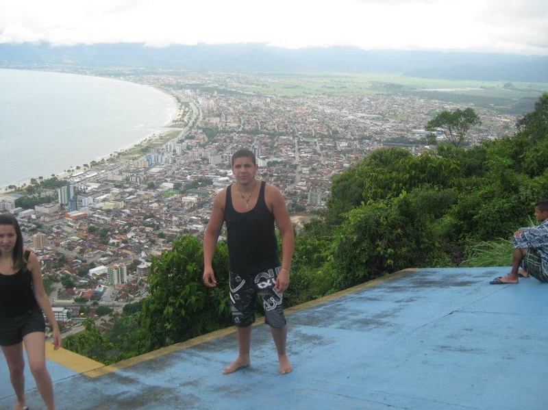 Date this nice looking Canada man Thiago from Montreal CA503