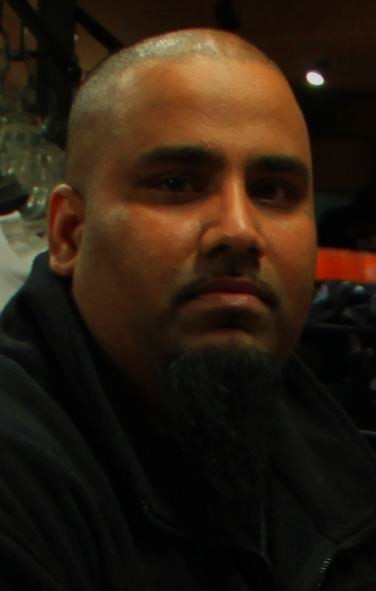 Date this athletic Canada man Lovumo from Toronto CA507