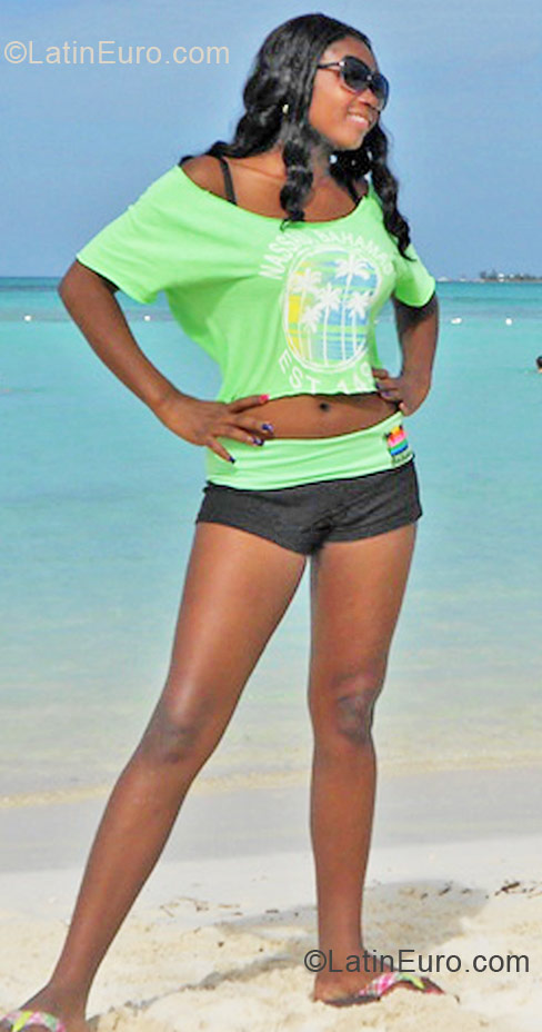 Date this sultry Jamaica girl Sherricka from Clarendon JM533