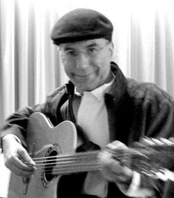 Date this lovely Greece man Swanswan from Venice GR43