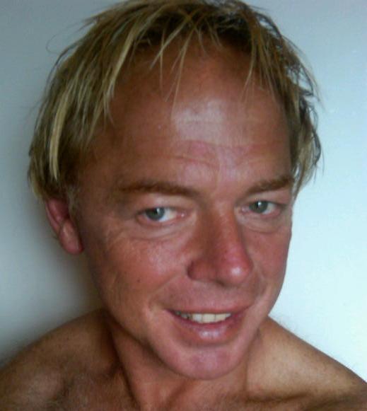 Date this charming South Africa man Wayne from Cape Town ZA34