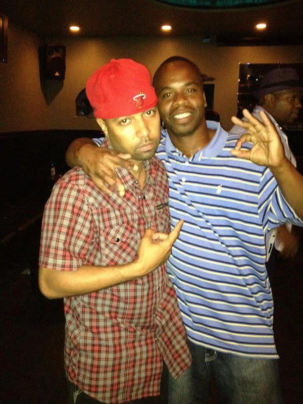 Date this cute United States man Azul from Bloomington US12973