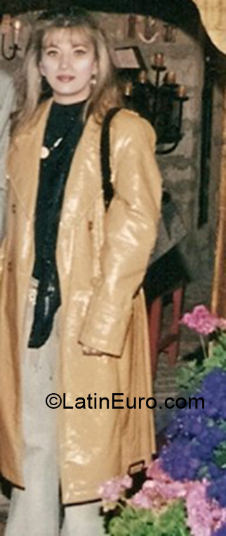 Date this gorgeous Colombia girl Edith from Bogota CO10360