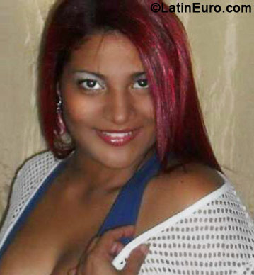 Date this fun Colombia girl Nathy from Medellin CO10421