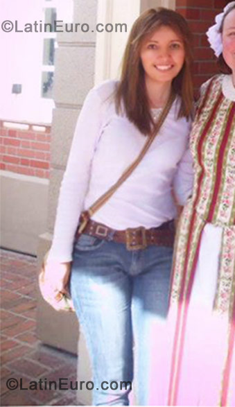 Date this georgeous Colombia girl Shirley from Bogota CO10455