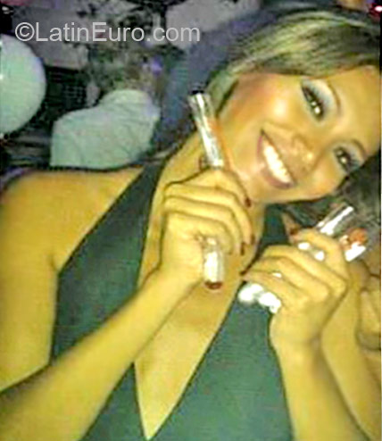 Date this delightful Peru girl Catalina from Lima PE610