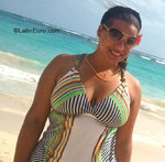 stunning Dominican Republic girl Yadira from Santo Domingo DO28185