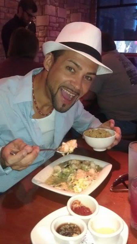 Date this young United States man Ozzie from New Rochelle US13212