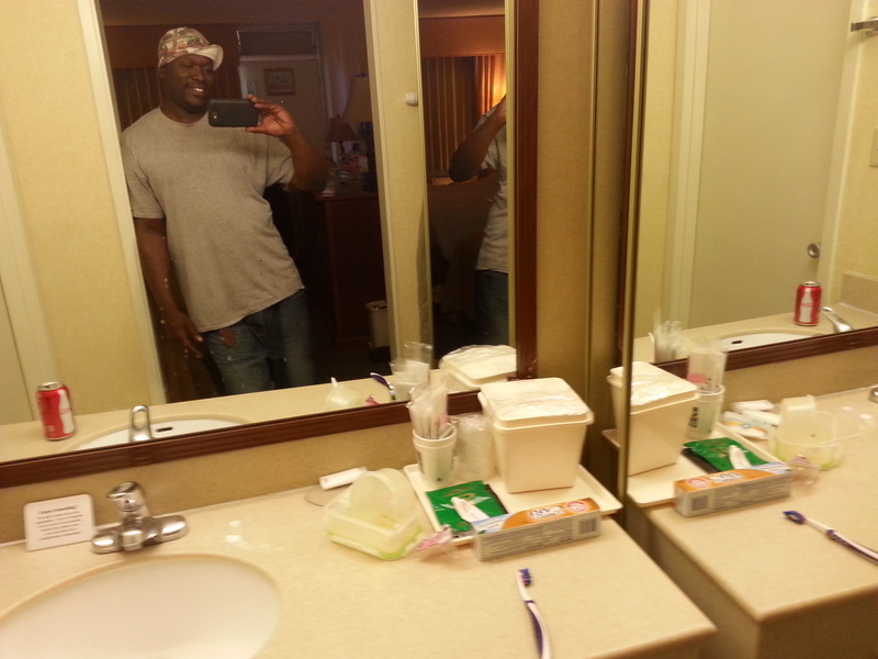 Date this young United States man Chad from Seattle BR6814