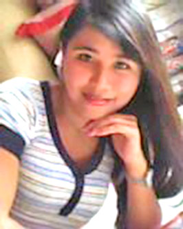 Date this delightful Philippines girl Cherry from Manila PH474