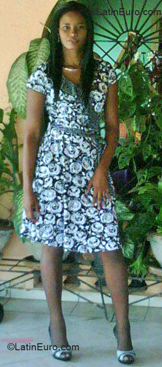 Date this fun Jamaica girl Tanya13 from Kingston JM584