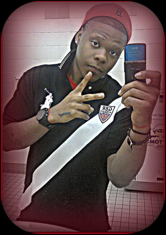 Date this cute United States man Dewon from Passion US13380