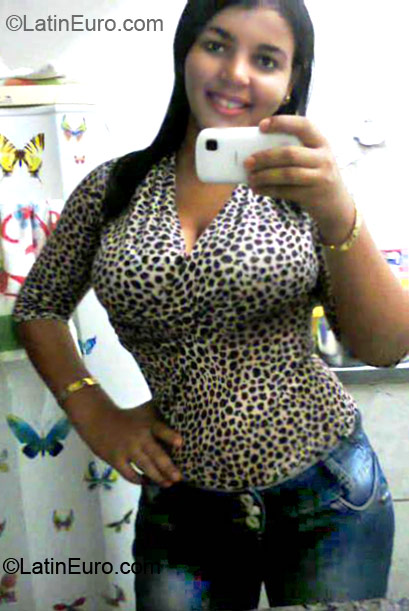Date this georgeous Brazil girl Erica from Rio De Janeiro BR6923