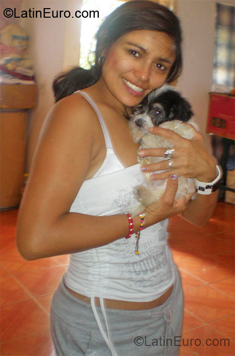 Date this gorgeous Colombia girl Martha from Cali CO11070