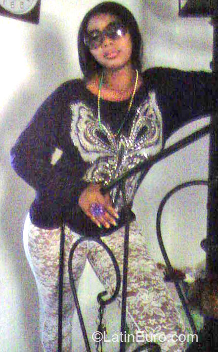 Date this pretty Jamaica girl Kadean from Kingston GB683