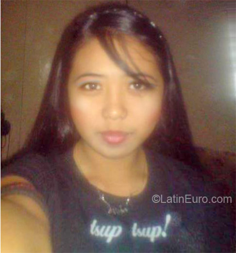 Date this charming Philippines girl Mabelle from Manila PH503