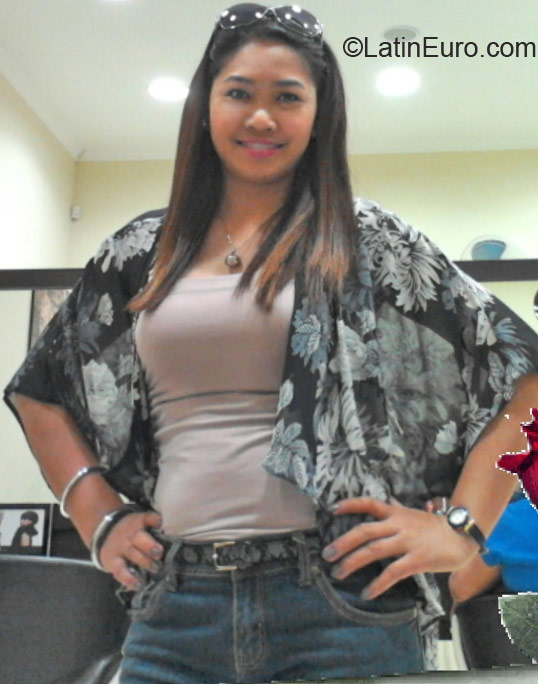 Date this georgeous Philippines girl Jannette from San Fernando PH505
