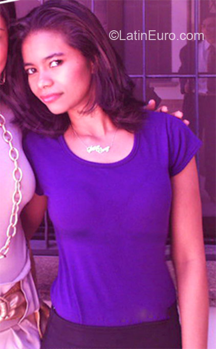 Date this passionate Brazil girl Rosiane from Fortaleza BR7052