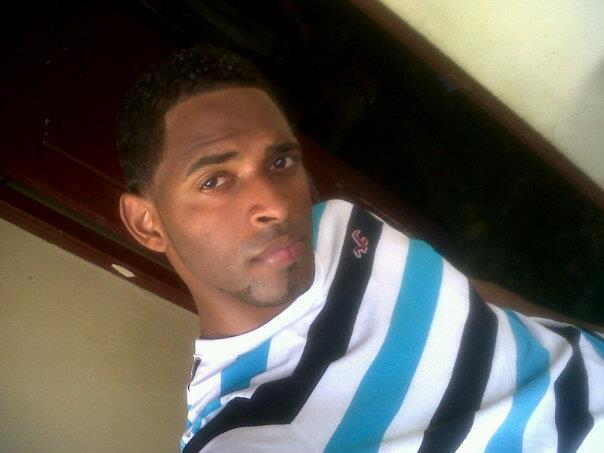 Date this athletic Dominican Republic man Edwin from Santo Domingo DO12193