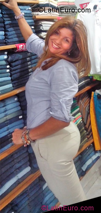 Date this tall Colombia girl Danella from Barranquilla CO11351