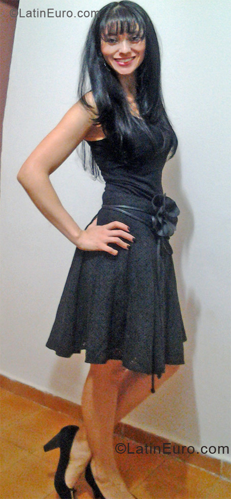 Date this fun Brazil girl Franciele from Anapolis BR7126