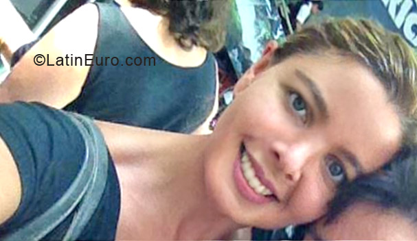 Date this foxy Costa Rica girl Marisol from San Jose CR245