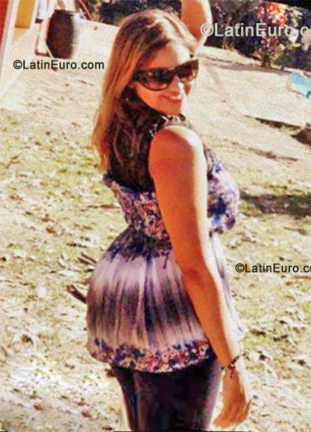 Date this gorgeous Brazil girl Marlete from Brasilia BR7237