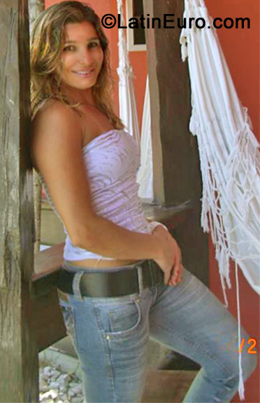 Date this delightful Brazil girl Juliana from Sao Joao Evangelista BR7258