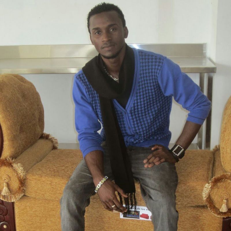 Date this sensual Dominican Republic man Adrien Bernado from Republica Dominicana DO13301