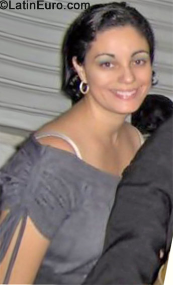 Date this tall Brazil girl Suyanne from Fortaleza BR7271