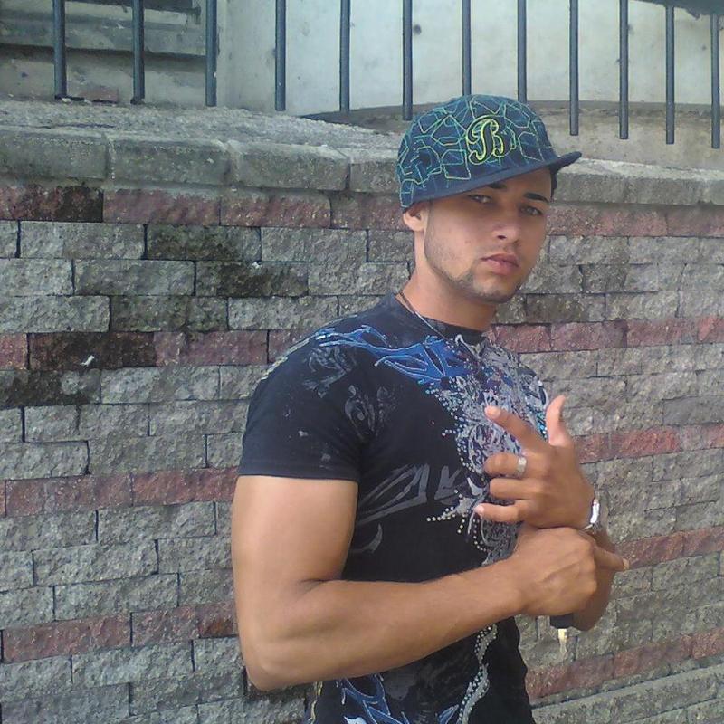 Date this voluptuous Dominican Republic man Aneury canela a from La Vega DO13362