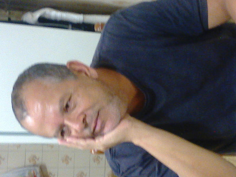 Date this funny Brazil man Cesar from Volta Redonda BR7296