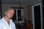pretty Colombia man Conny from Kristianstad SE175