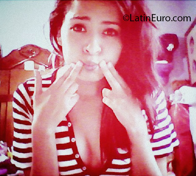 Date this fun Mexico girl Aleesh from Saltillo MX811