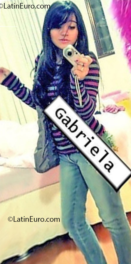 Date this sultry Brazil girl Sutton Gaby from Goiania BR7319