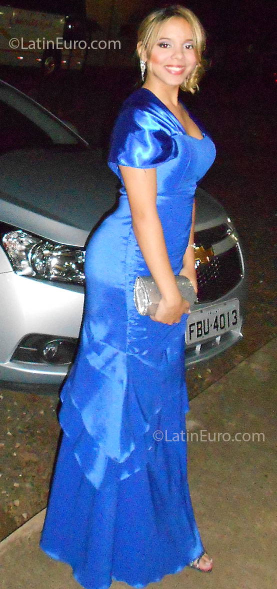 Date this georgeous Brazil girl Juliana from Rio De Janeiro BR7321