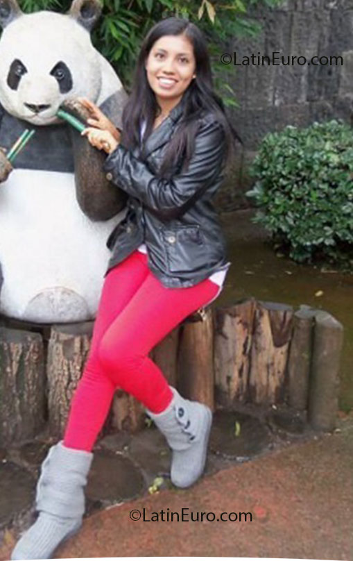 Date this sensual Mexico girl Olivia from Distrito Federal MX816