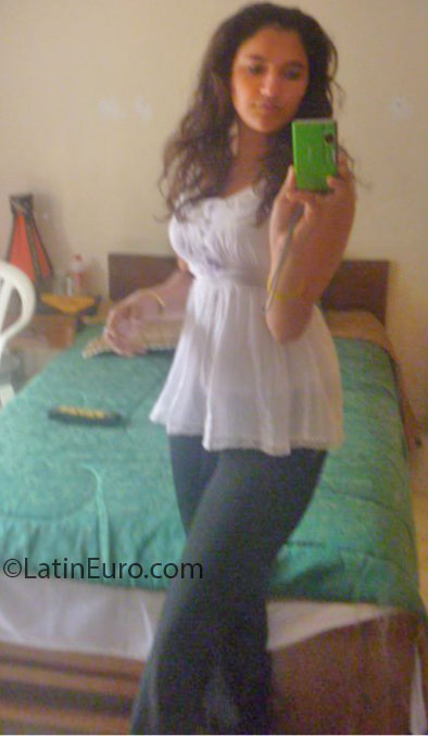 Date this passionate Colombia girl Carolina from Ibague CO11916